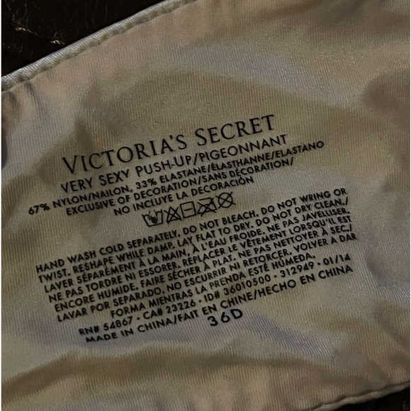 Seashell 🐚 cups bra with lace trim. Push up style in a coral 🪸 color - Picture 4 of 4